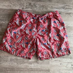 XL Vineyard Vines swim trunks 🐳